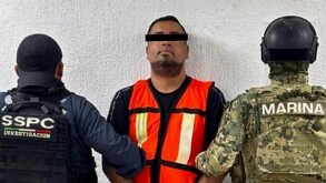 Trasladan a Alejandro 'N', líder de 'La Chokiza', a penal de máxima seguridad.