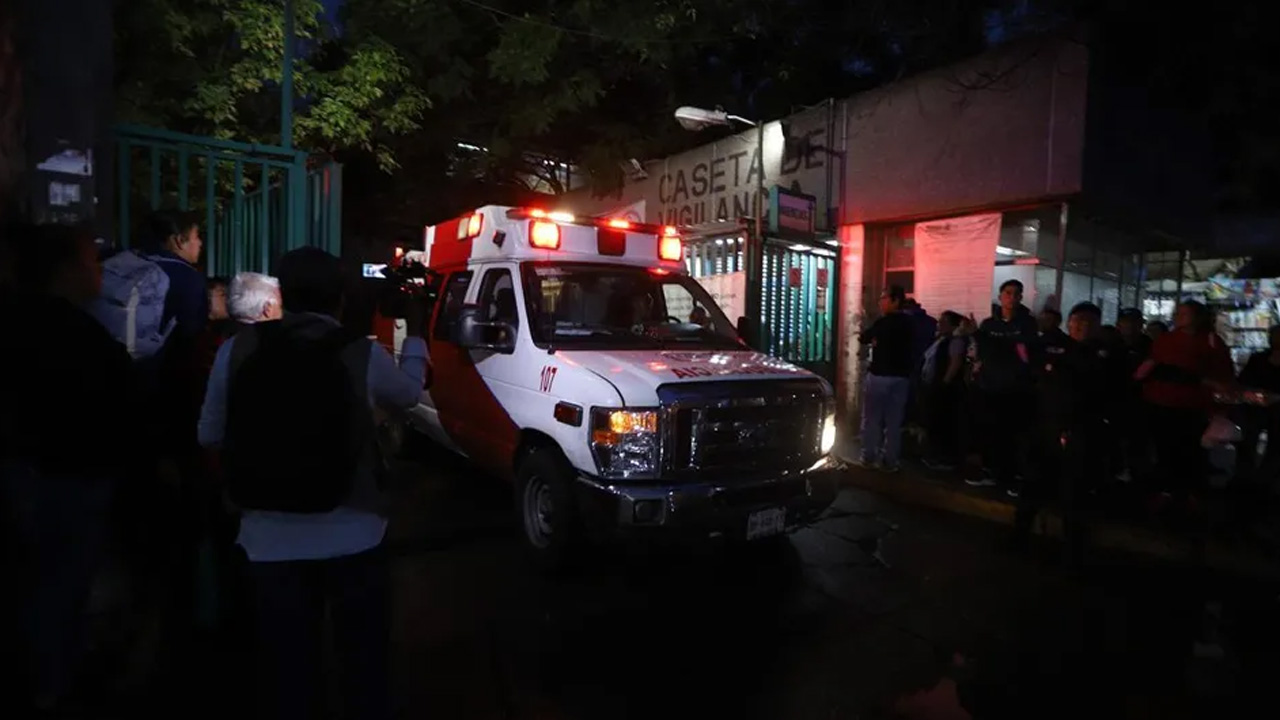 La Secretaría de Salud de CdMx aclaró que Alicia Matías Teodoro sigue viva tras la explosión de una pipa de gas en Iztapalapa. La Secretaría de Salud de CdMx aclaró que Alicia Matías Teodoro sigue viva tras la explosión de una pipa de gas en Iztapalapa.