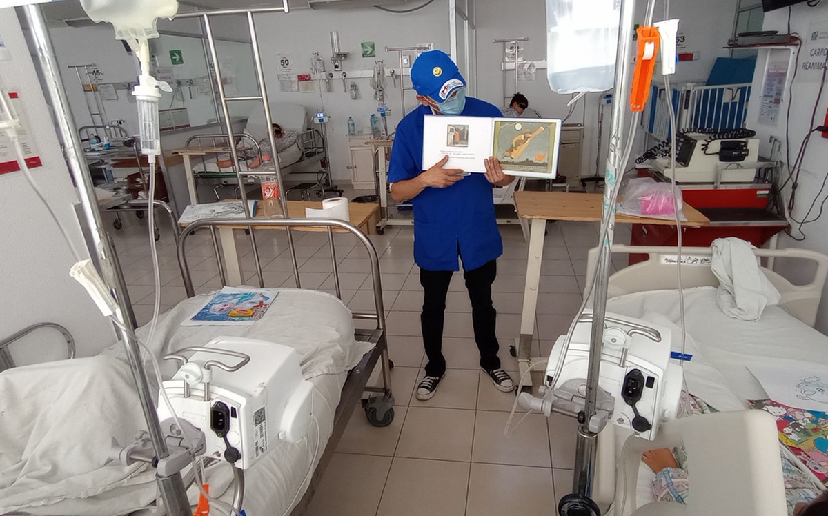 Con los cuentos, las infancias exploran emociones y se enfrentan a situaciones difíciles como la hospitalización | Leer Contigo