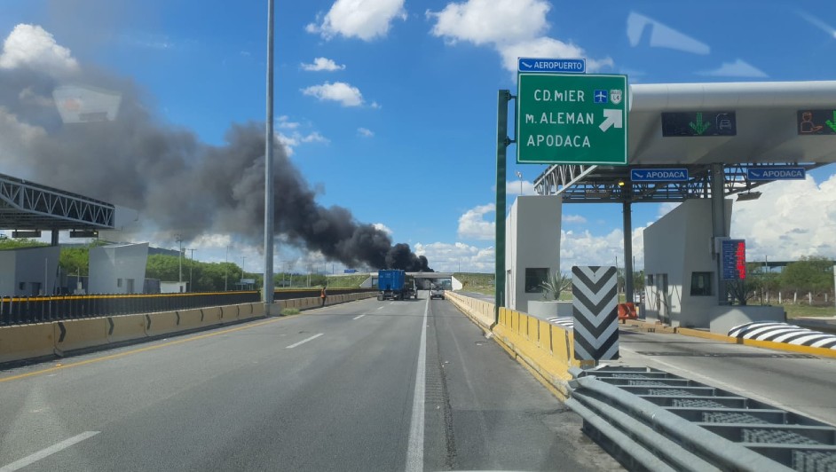El incendio fue controlado tras varios minutos de labores