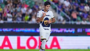 El delantero mexicano logró su primera diana vestido de unamita tras 2 partidos jugados en el Apertura 2025.
