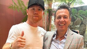 Pablo Lemus se reúne con Canelo Álvarez tras su derrota ante Crawford, reafirmando apoyo y orgullo por el campeón tapatío en Jalisco.