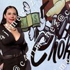 C4 Jiménez revela imágenes de Sandra Cuevas con líder de 'La Chokiza'.