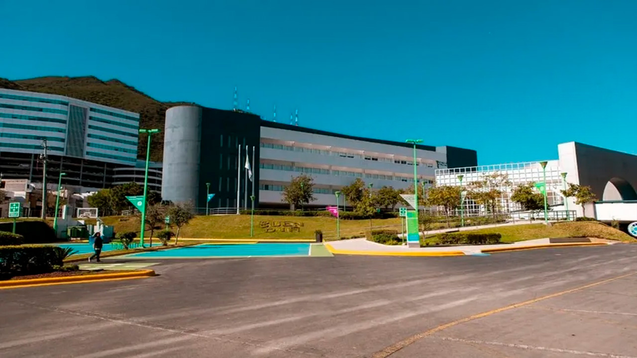 La Fiscalía de Nuevo León informó que no habrá acción penal contra los presuntos agresores de un joven de 16 años en el TecMilenio campus Las Torres.