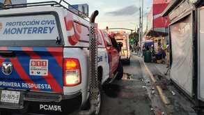 Mujer atrapada en puertas de vagón del Metro en Monterrey