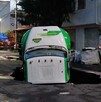 La alcaldesa de Iztapalapa acudió al sitio del socavón para atender la emergencia.