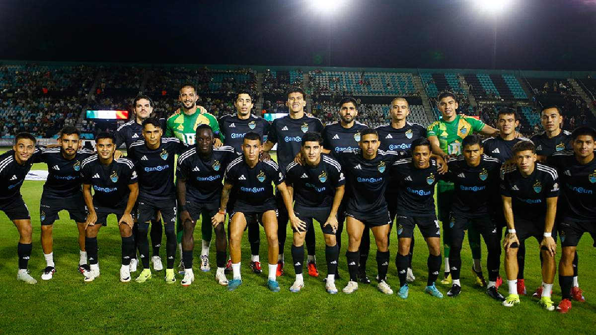 La Ola Negra de Quintana Roo está a 4 victorias de su mejor récord en el futbol local durante la presente temporada.