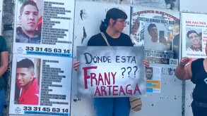 Familiares y amigos de Frany Arteaga exigieron en la Glorieta de los Desaparecidos avances en su localización, tras más de dos semanas sin noticias.