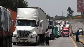 ¿Viajas por la autopista México-Puebla hoy lunes 15 de septiembre? Consulta el reporte vial para evitar tráfico, choques, bloqueos y accidentes.