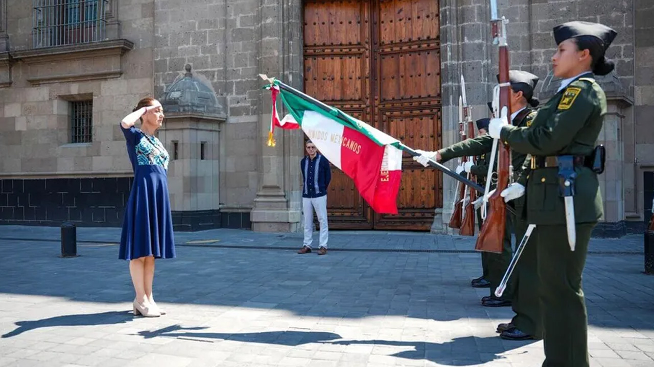 Por primera vez en la historia de México, una mujer presidenta, Claudia Sheinbaum, dará el Grito de Independencia desde Palacio Nacional.