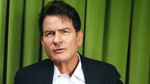Charlie Sheen es conocido por su papel en la serie de comedia 'Two And a Half Men'