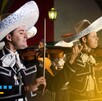 Explora aquí los mariachis más famosos de Jalisco, íconos culturales que llevan la tradición mexicana al mundo con su música y pasión única.