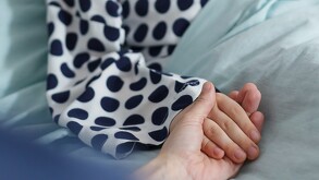 Jazlyn, bebé rescatada por su abuelita Alicia, se encuentra en estado critico estable; recibió injertos