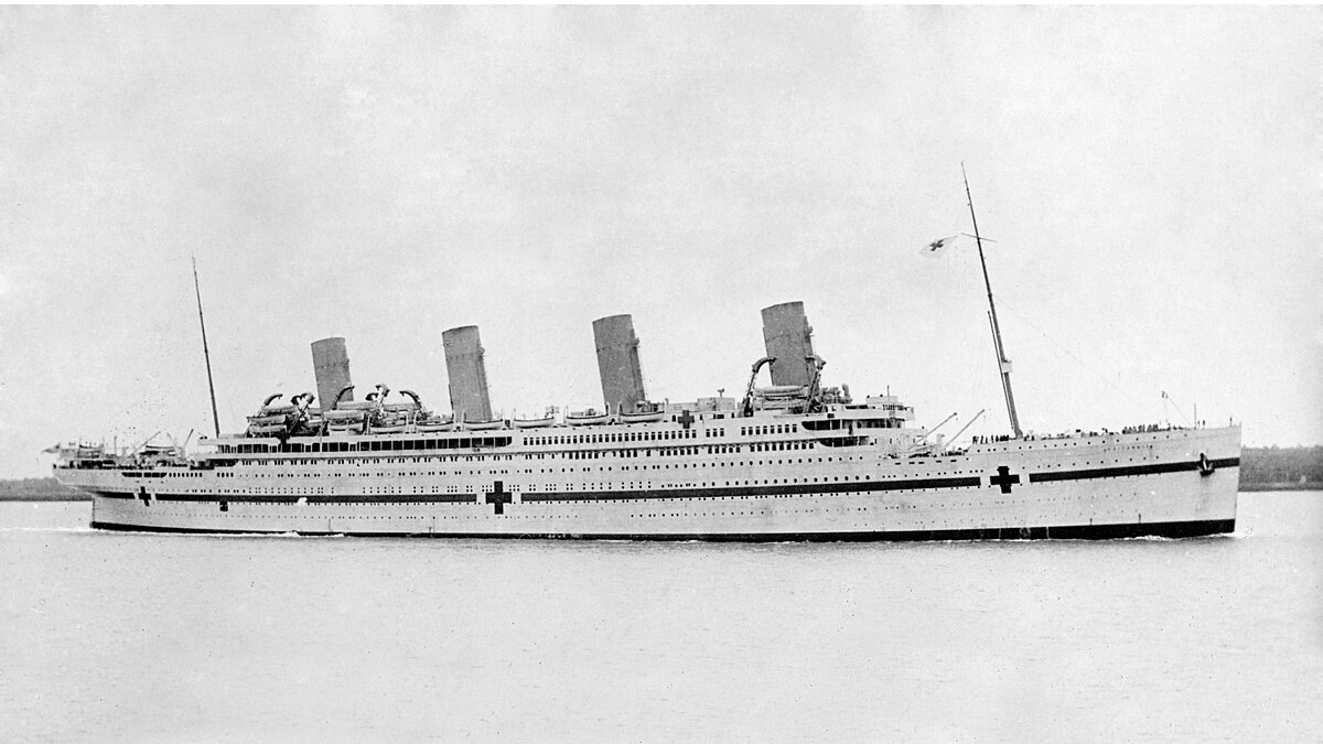 Imagen del modelo a escala del HMHS Britannic, barco hospital gemelo del Titanic que naufragó en 1916 en el mar Egeo, frente a la isla griega de Kea.