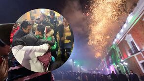 Durante la celebración de El Grito en el centro de Tlaxcala, un cohete cayó en la multitud, lesionando a un niño con quemaduras de segundo grado.