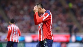 Roberto Alvarado es baja para enfrentar a los Tigres de la UANL en partido pendiente de la jornada 1.