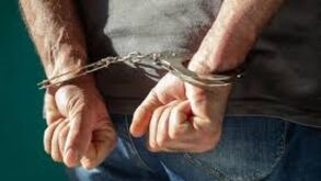 Detalles del operativo en San Martín Texmelucan que resultó en la detención de dos hombres fuertemente armados tras una persecución y  enfrentamiento a balazos.