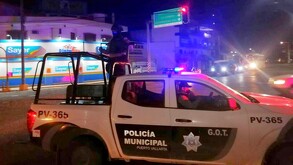 Hombre sentenciado a 15 años en Puerto Vallarta por intento de homicidio; atacó a su vecino en 2019 y deberá pagar reparación económica.