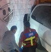 Los paramédicos trasladaron en código rojo al niño al Hospital Materno Infantil, en donde se debate entre la vida y la muerte.