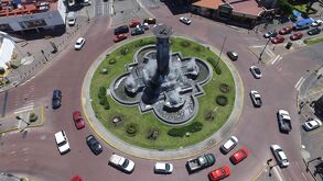 Un trabajador fue despojado de 300 mil pesos en efectivo a las puertas de un banco en la Avenida Juárez. Te contamos los detalles del asalto