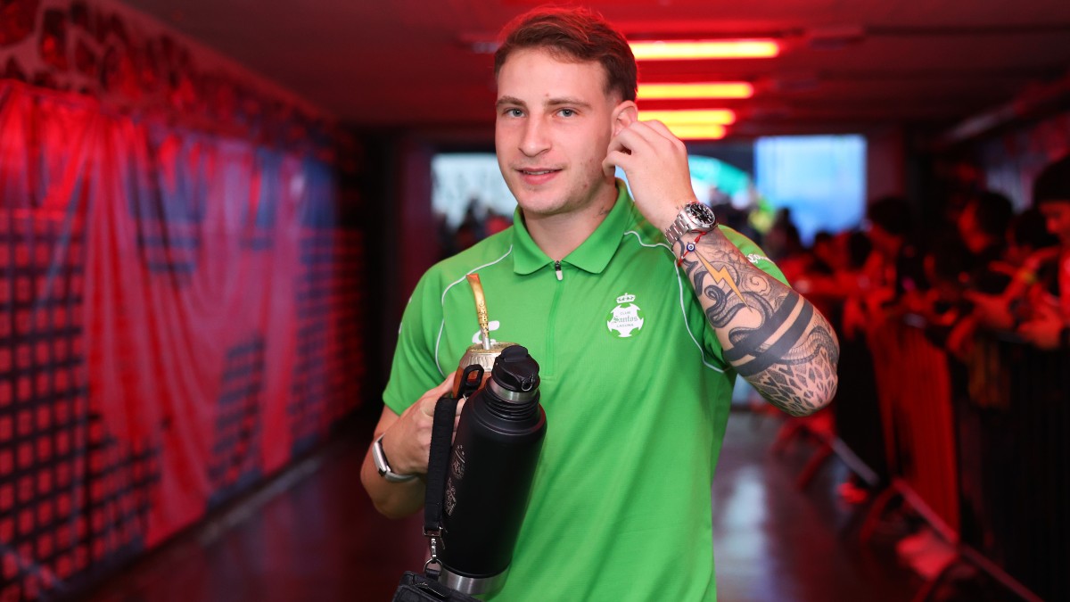 Bruno Barticciotto, delantero de Santos Laguna, se sinceró en rueda de prensa sobre dos temas clave: sus constantes lesiones y su deseo de quedarse
