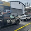 Hombres detenidos en avenida Pablo A. de la Garza de Monterrey