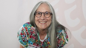 En vida, Julieta Fierro fue miembro de la Academia Mexicana de la Lengua y ganadora del Premio Kalinga de la UNESCO por la enseñanza de la ciencia.