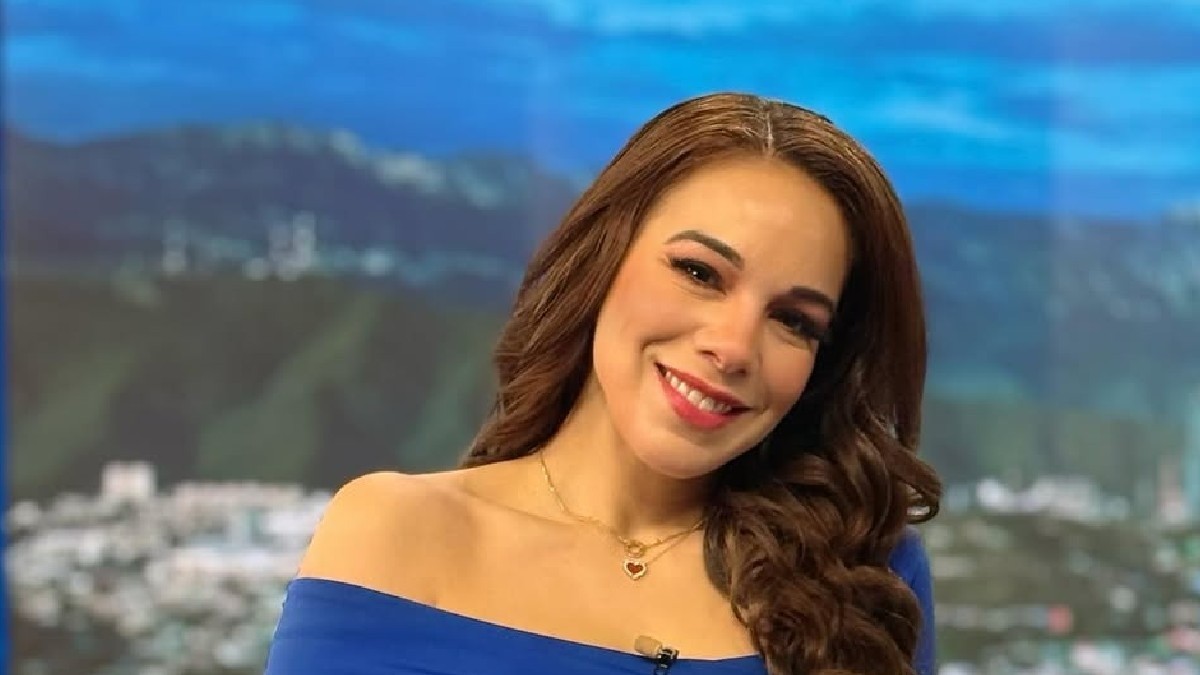 Fallece Débora Estrella, conductora de Telediario, en accidente aéreo en  García, NL - Distrito Regio