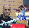 Guido Pizarro hablando para los medios de comunicación sobre el rendimiento de Tigres en Liga MX