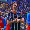 Sergio Canales festejando un gol con Rayados en la Final de Ida del Apertura 2024.