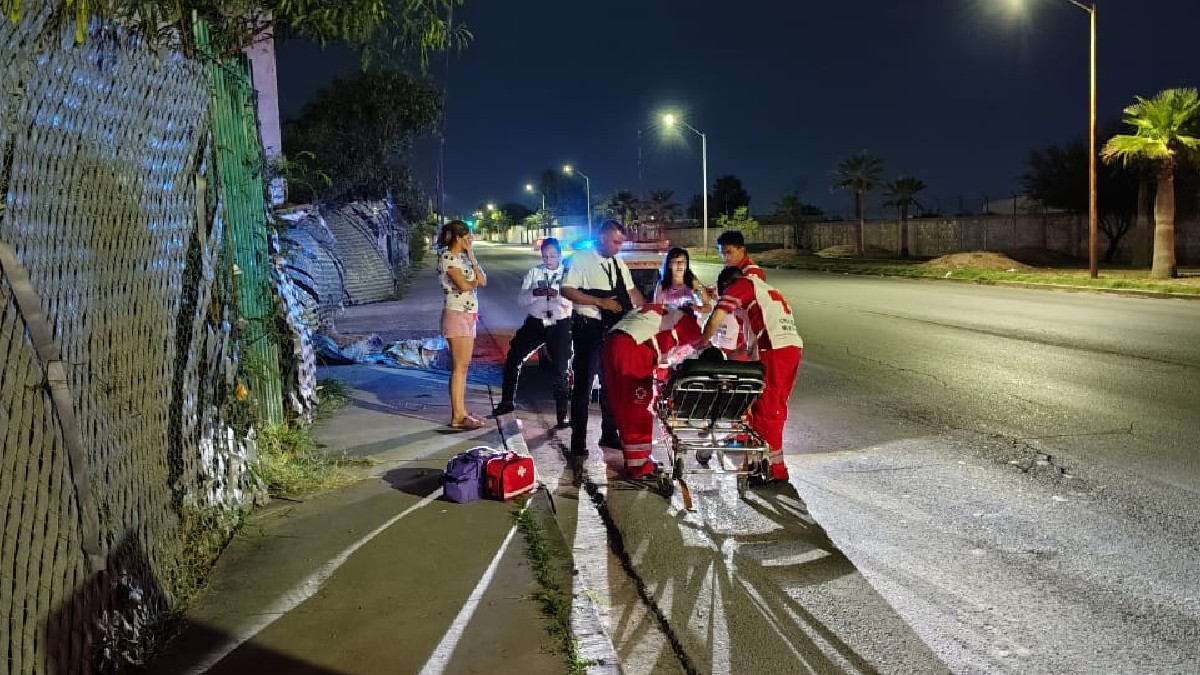 Un hombre de 31 años fue hallado la madrugada de este domingo con severas lesiones en el cuerpo y la cabeza en Torreón.