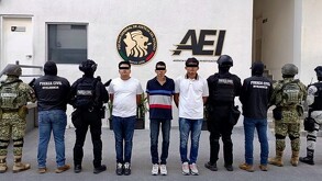 Detienen a 4 jóvenes con armas y droga en Salinas Victoria