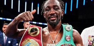 Terence Crawford se convirtió en campeón indiscutido del peso supermediano tras vencer al 'Canelo', sin embargo, tuvo que desprenderse de un título.