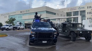 Atacan camioneta de la hija del gobernador Rubén Rocha Moya en Culiacán; resultó herido agente estatal