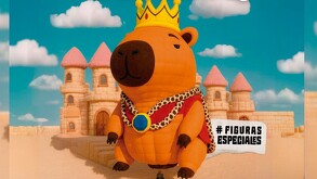 El capibara se volvió famoso en redes sociales por ser uno de los roedores con un carácter sociable y relajado.