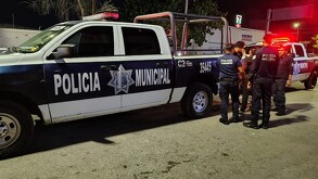 Una pareja fue aprehendida por elementos de la Dirección de Seguridad Pública Municipal la madrugada de este martes, después de protagonizar un altercado.