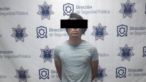 Un hombre identificado como Alejandro “N”, de 30 años, fue detenido por agentes de la policía municipal en la colonia Villa Jacarandas.
