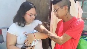 Los padres del recién nacido dijeron no haber recibido la atención necesaria en el hospital y fue hasta que el bebé nació cuando se les notificó de su enfermeda