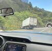 Este 25 de septiembre se registró un accidente en la autopista Puebla-Orizaba, el conductor de un tráiler de caja seca perdió el control y chocó con el cerro.