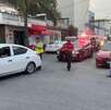 Un choque de crucero entre un auto compacto y una mini motocicleta dejó a una mujer y su hijo lesionados en la colonia Garza Nieto en Monterrey.