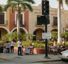 Miles de habitantes de Yucatán se vieron afectados por un apagón masivo que dejó calles, casas y semáforos sin luz. Autoridades trabajan para restablecer el sum