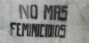 Autoridades detuvieron a los agresores y la comunidad universitaria exige justicia con perspectiva de género.