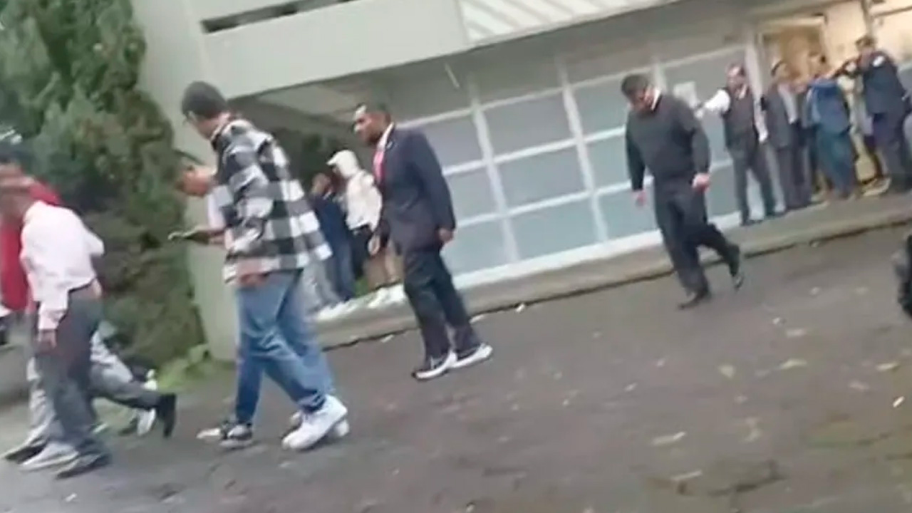 Tres personas fueron detenidas tras participar en una riña al interior de la FES Acatlán.