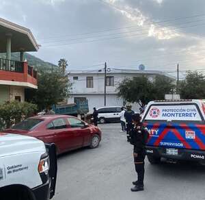 Un hombre fue detenido luego de que presuntamente alterara el orden y lanzara amenazas contra una familia en la colonia Laderas del Mirador en Monterrey.