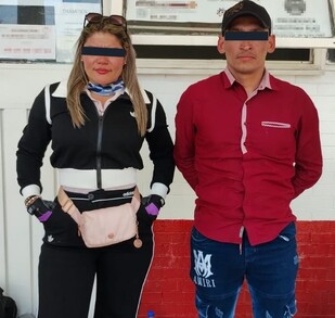 Carlos Andrés ‘N’ y ‘La Güera' viajaban en motocicleta y habrían sido detenidos luego de una inspección en la que se aseguraron cuatro envoltorios con droga.
