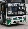 Cámaras de videovigilancia captaron el momento en el que una menor es atropellada por un camión de la Ruta Sur Panteones de Torreón.