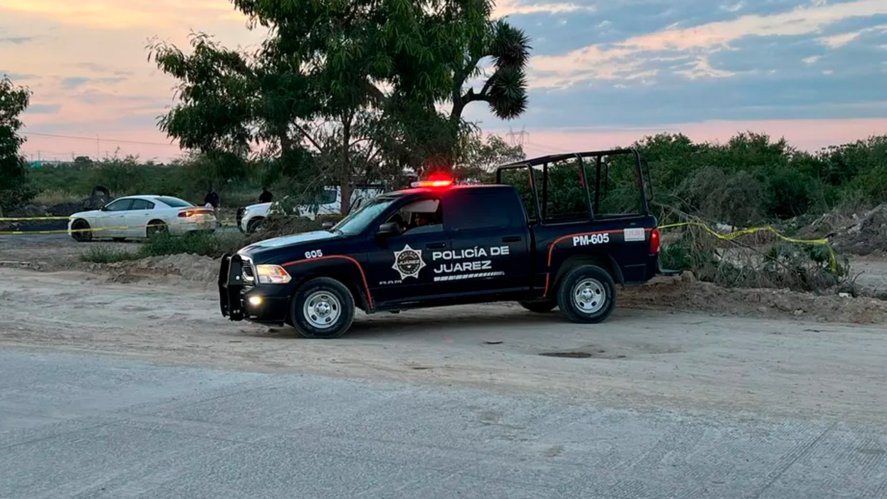 En Juárez, Nuevo León, fue localizado el cuerpo de un hombre con un golpe en la cabeza en una brecha cercana a Ruiz Cortines y Periférico.