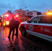 Hombre en situación de calle fue arrastrado por un canal en Tlaquepaque mientras hacía sus necesidades; bomberos lo rescataron con lesiones leves.