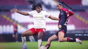 Tras el empate en la jornada 13, las rojinegras terminaron en el lugar once de la tabla general, mientras que las diablos rojas son cuartas.