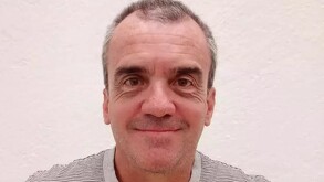 El fallecimiento de Carlos Arau, estrella de Vecinos, conmociona al medio artístico y a sus seguidores, que recuerdan su última aparición.